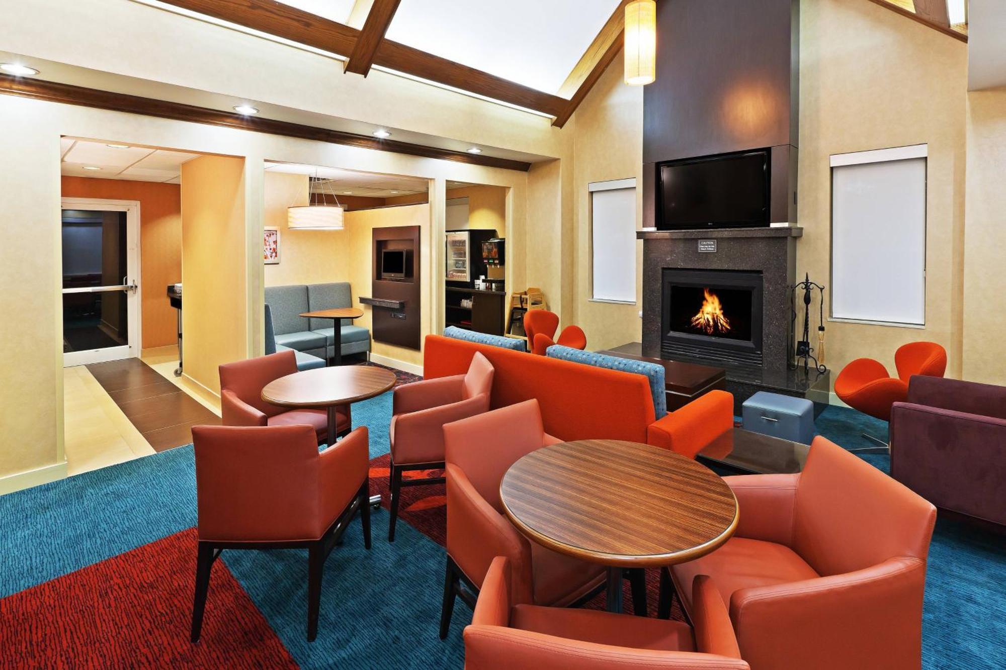 Residence Inn Houston Sugar Land/Стаффорд Экстерьер фото