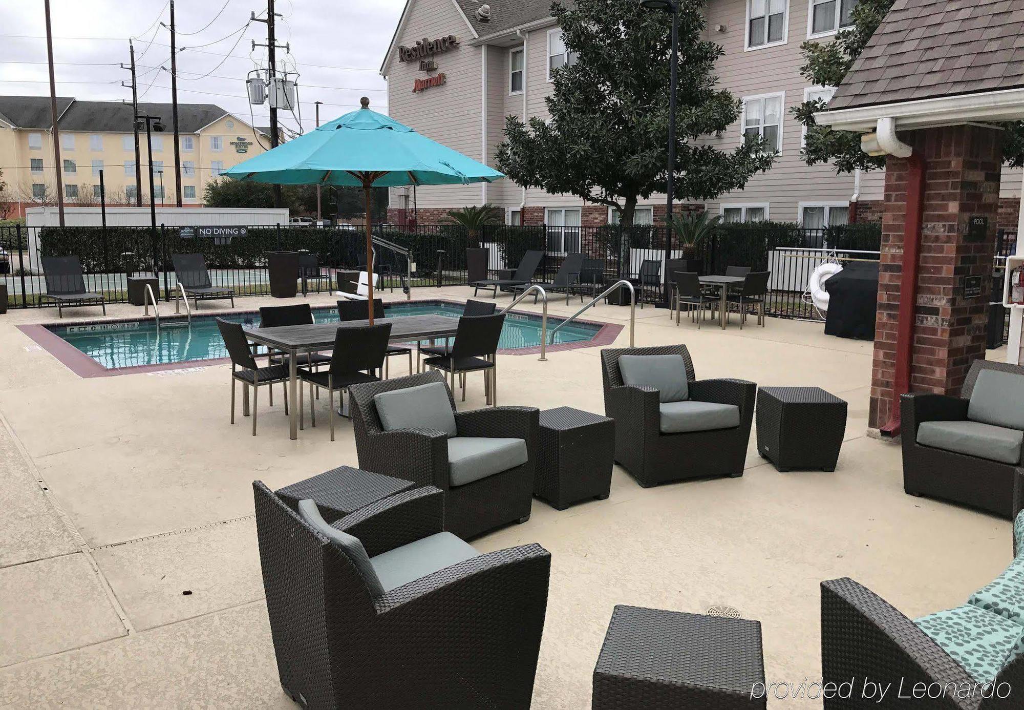 Residence Inn Houston Sugar Land/Стаффорд Экстерьер фото